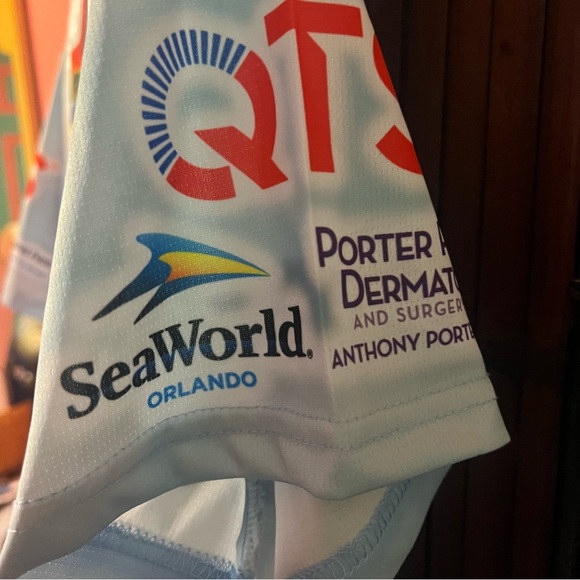 Leslie Jordan Sea Turtle Preservation Society Graphic T-Shirt 100% Poly Perfor.. - Picture 4 of 6